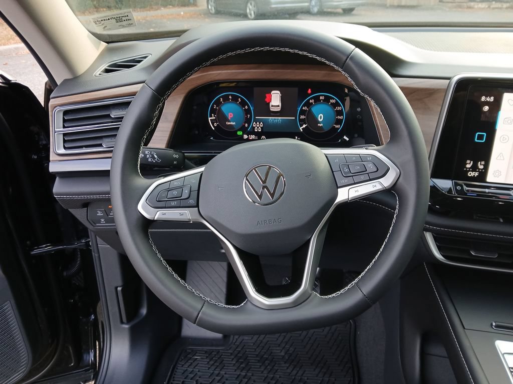 Used 2026 Volkswagen Atlas SE AWD/4WD image 14