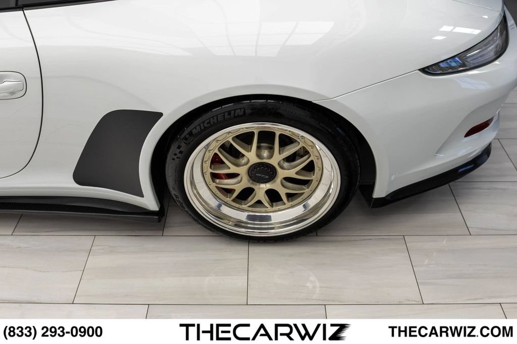 Used 2015 Porsche 911 GT3 RWD image 19