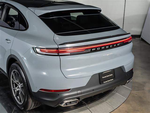 New 2026 Porsche Cayenne Coupe AWD/4WD image 33