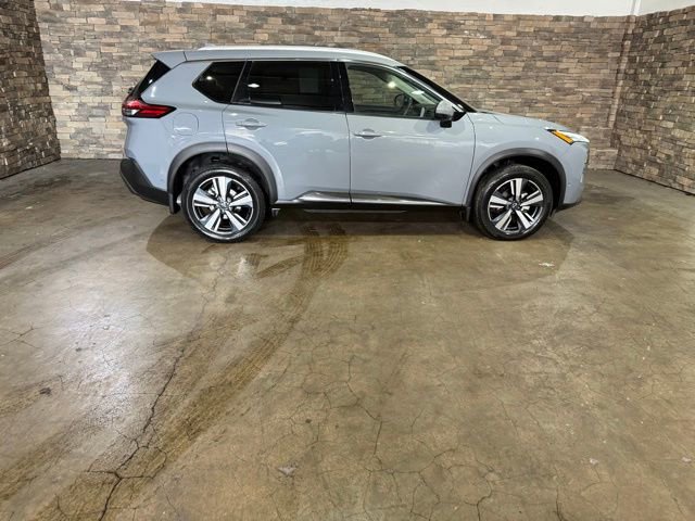 Certified 2022 Nissan Rogue SL w/ SL Premium Package AWD/4WD image 4