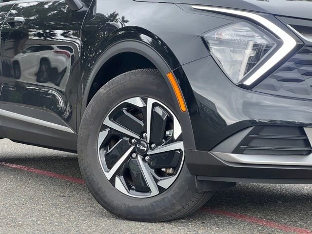 Certified 2023 Kia Sportage LX AWD/4WD image 2