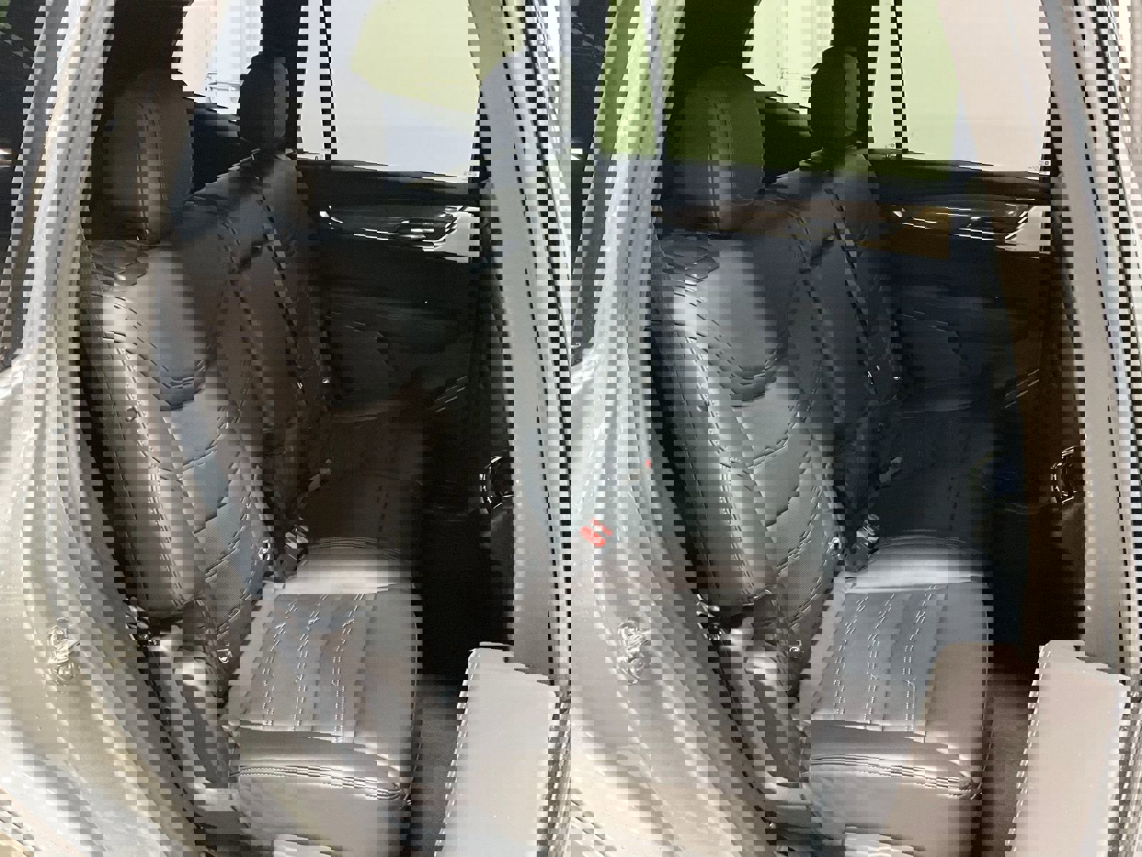 Used 2025 Cadillac XT6 Premium Luxury w/ Platinum Package AWD/4WD image 23