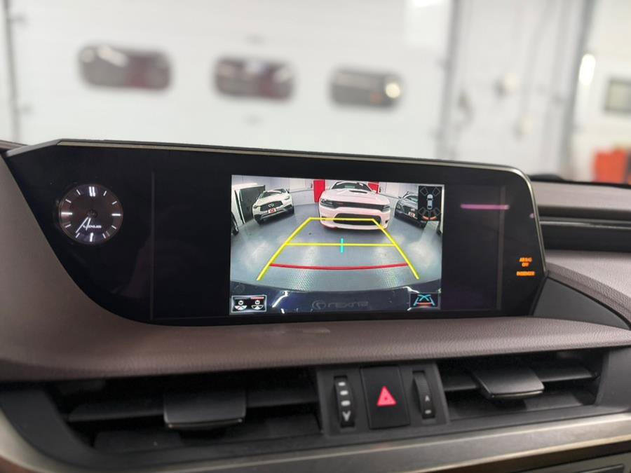 Used 2019 Lexus ES 350 w/ Premium Package image 20