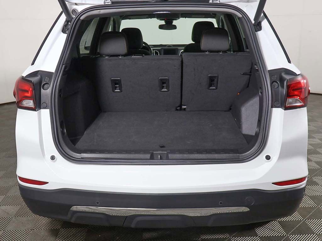 Used 2024 Chevrolet Equinox LT AWD/4WD image 14