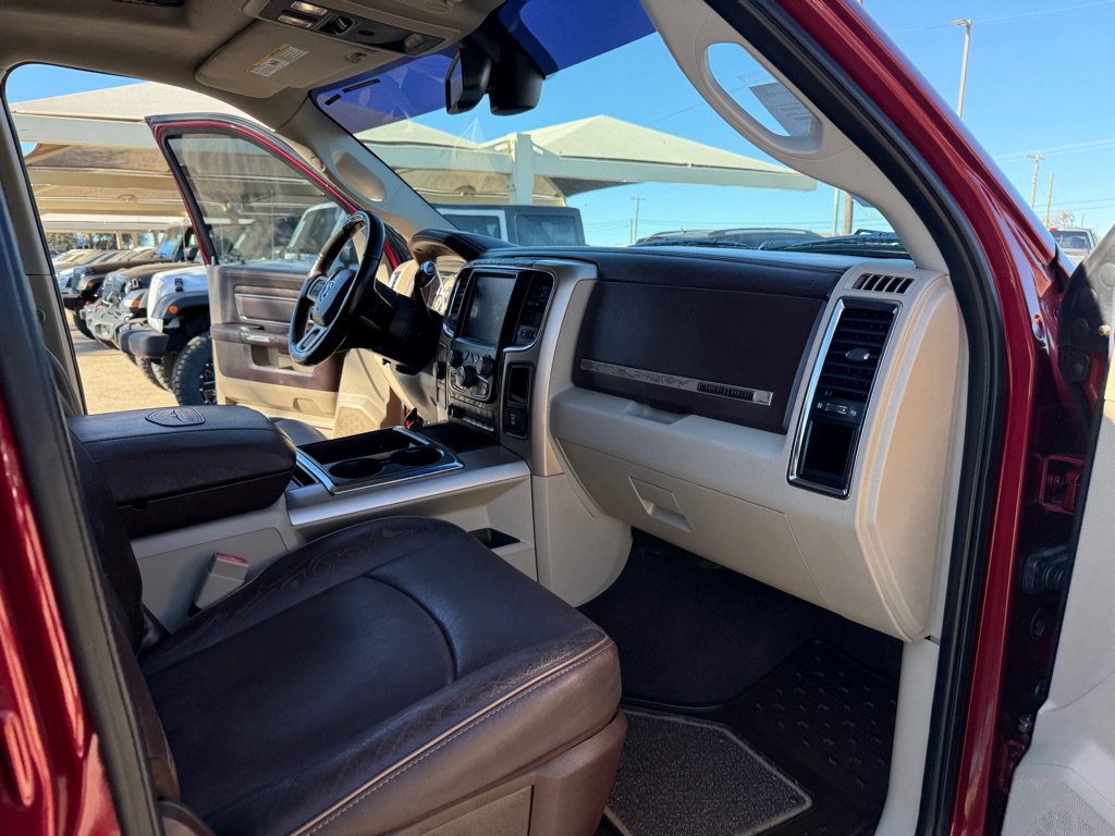 Used 2015 RAM 3500 Laramie Longhorn w/ Convenience Group AWD/4WD image 15