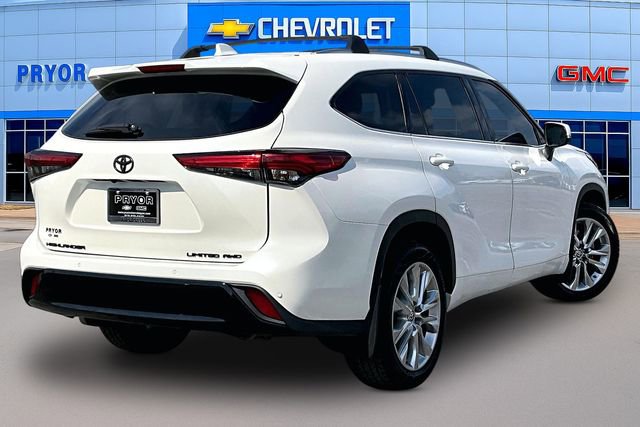 Used 2021 Toyota Highlander Limited image 5