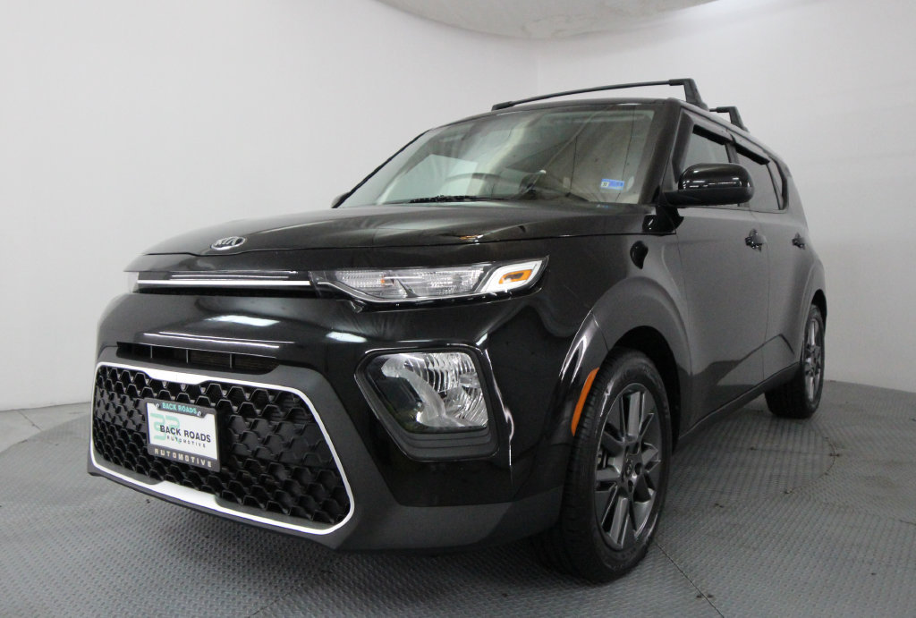 Used 2021 Kia Soul S FWD image 3