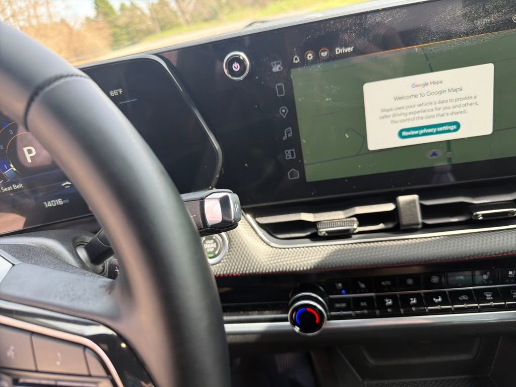 Used 2025 Chevrolet Equinox RS w/ Safety and Technology Package image 19