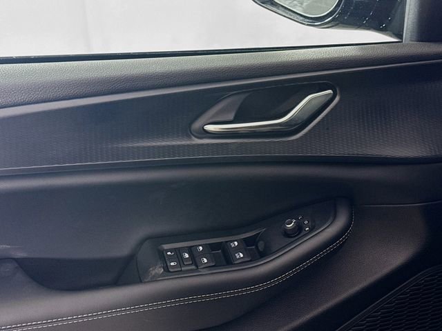 New 2025 Jeep Grand Cherokee L Altitude image 17