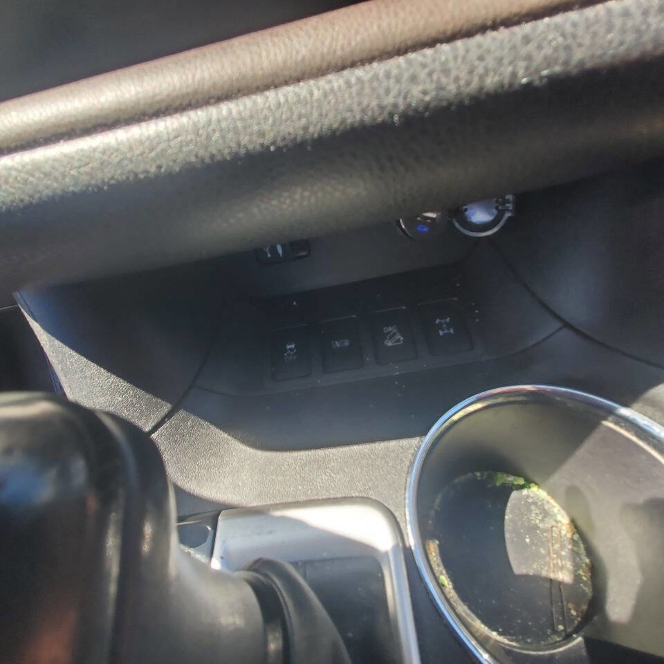 Used 2015 Toyota Highlander Plus image 19