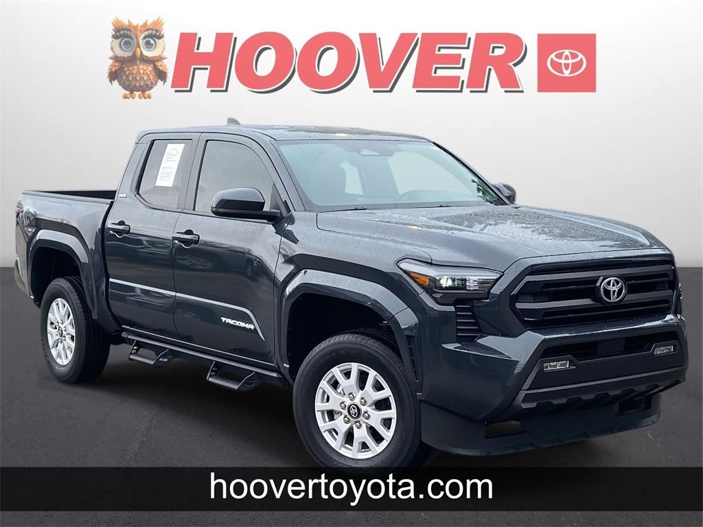 Used 2025 Toyota Tacoma SR5 video 1