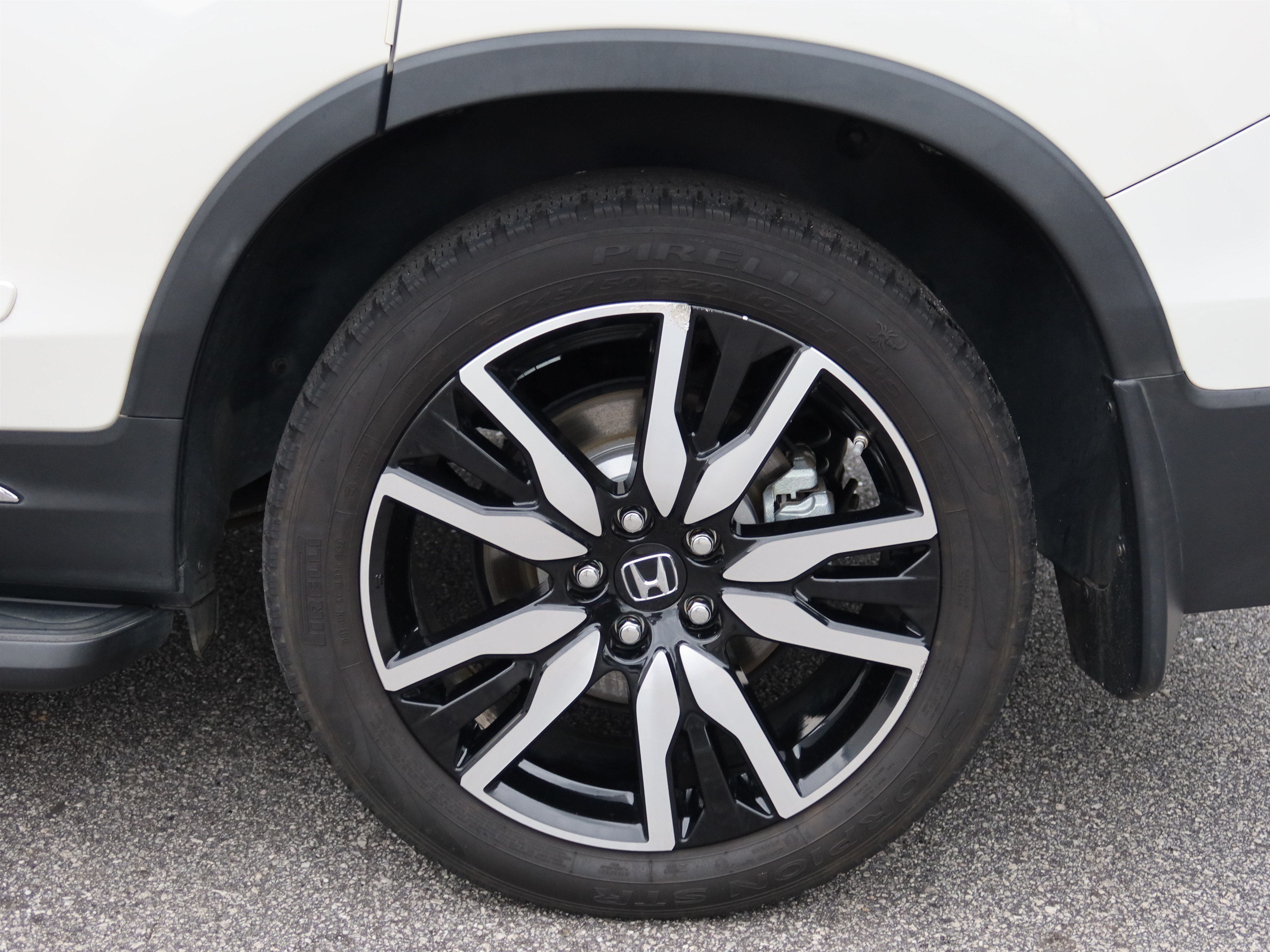 Used 2019 Honda Pilot Elite image 11
