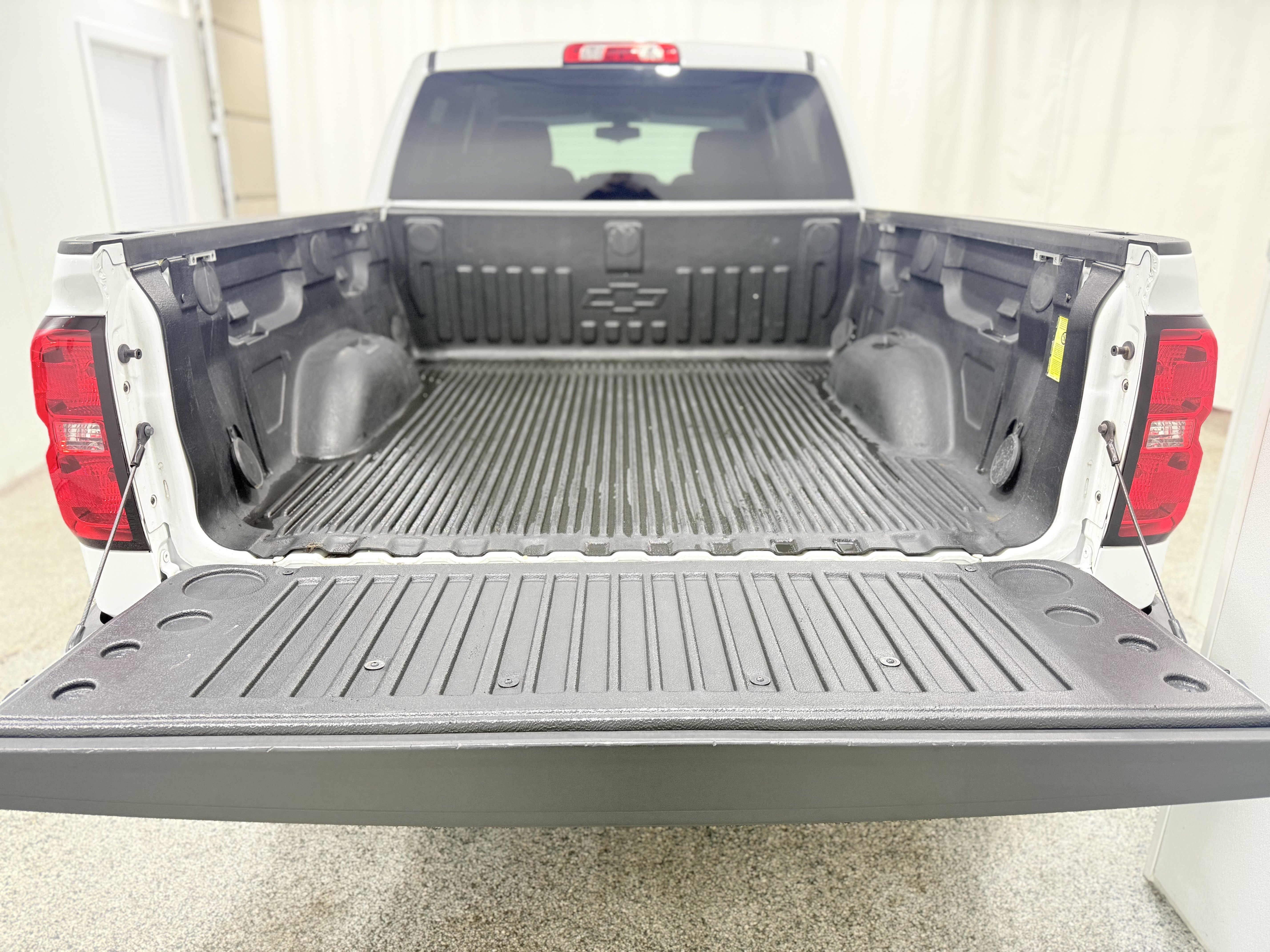 Used 2017 Chevrolet Silverado 1500 LT w/ LT Eassist Package image 10