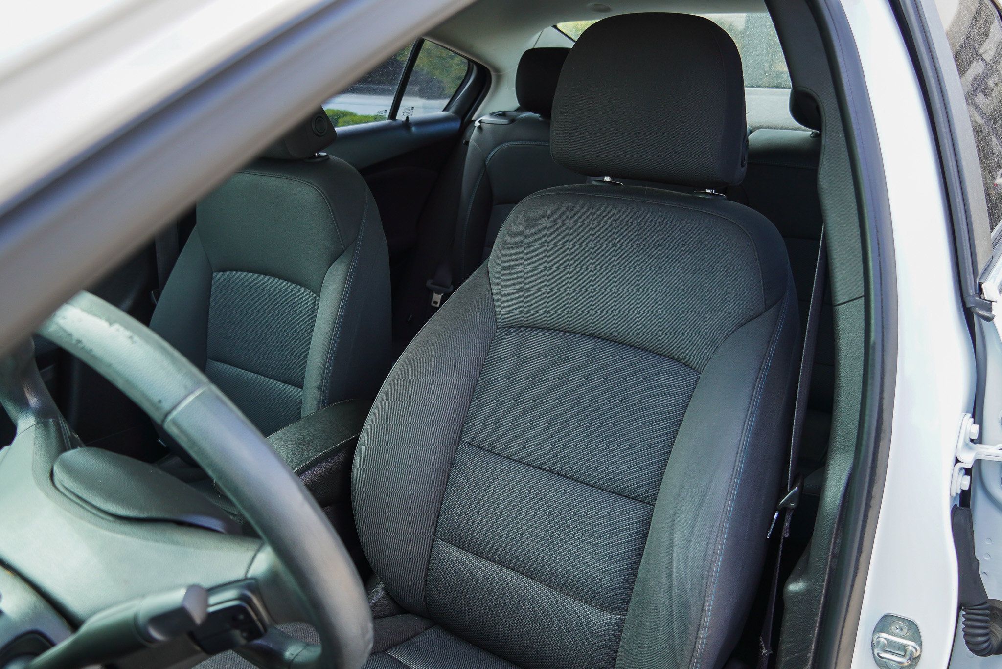 Used 2016 Chevrolet Cruze LT FWD image 16