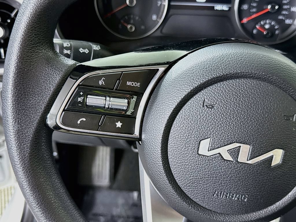 Certified 2024 Kia Forte LXS w/ LXS Technology Package FWD image 20