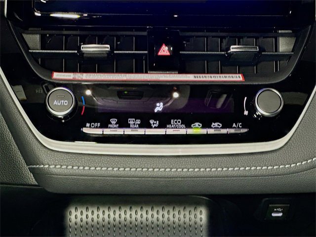 New 2025 Toyota Corolla SE image 10