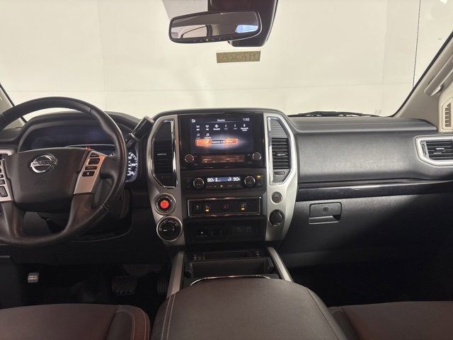 Used 2021 Nissan Titan SV w/ SV Convenience Package image 30