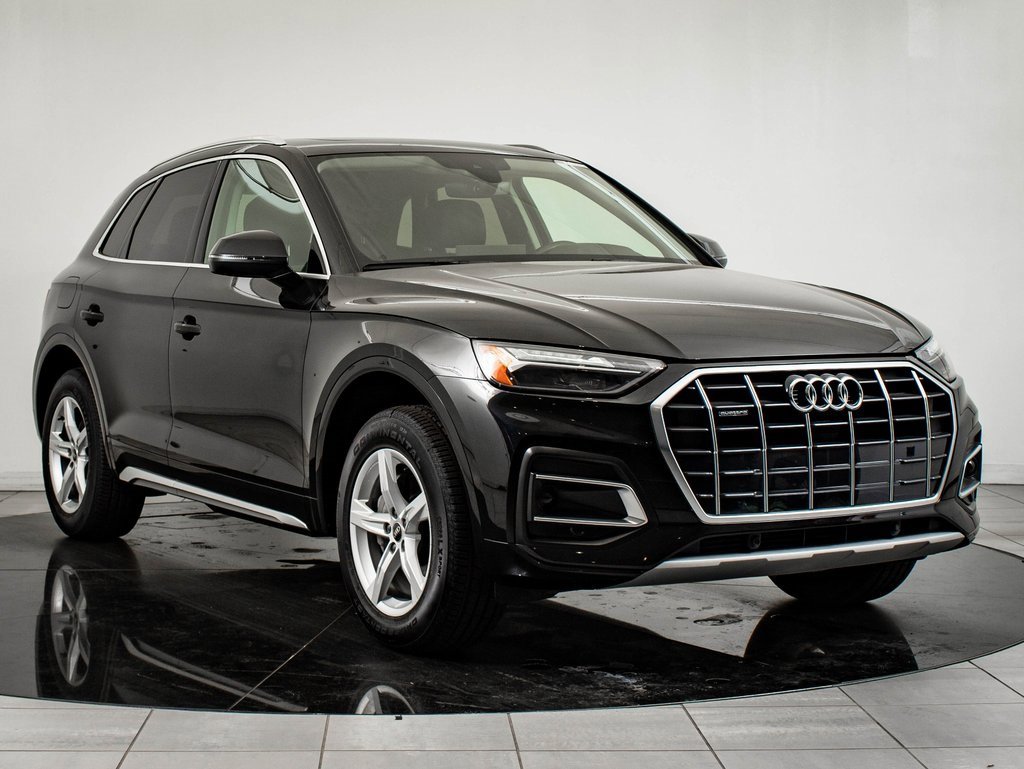 Used 2023 Audi Q5 2.0T Premium w/ Convenience Package image 12