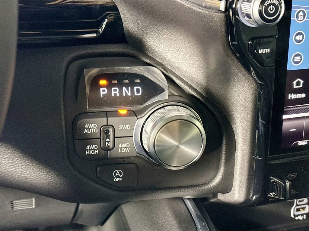 New 2026 RAM 1500 Laramie w/ Night Edition image 18