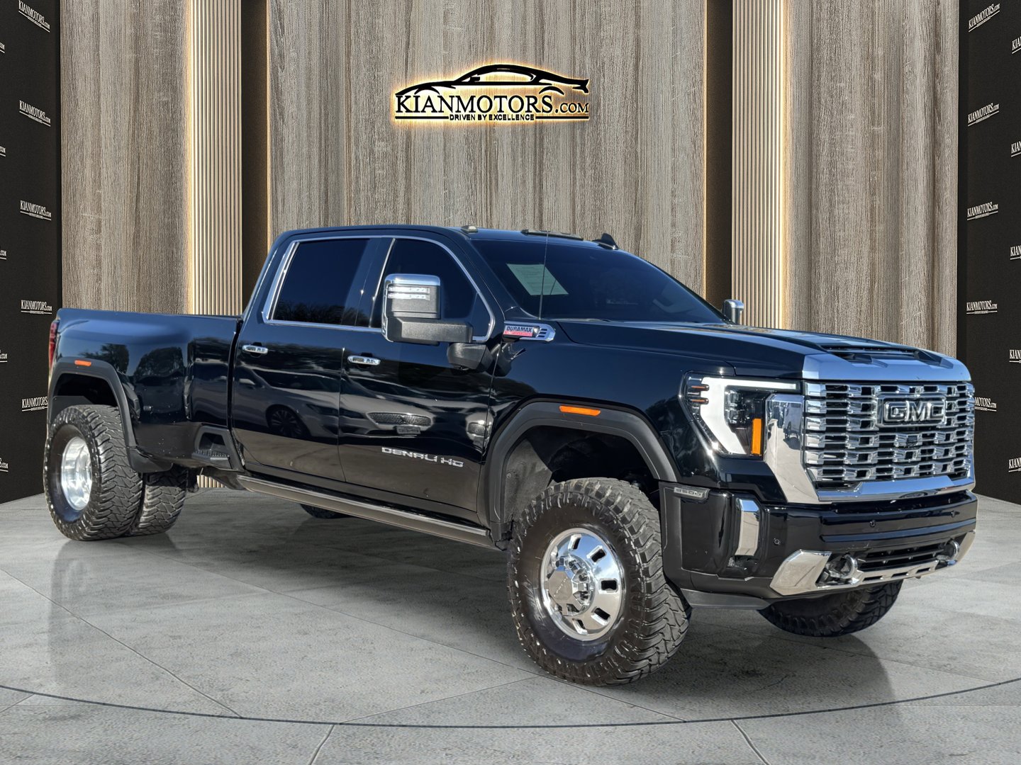 Used 2024 GMC Sierra 3500 Denali w/ Denali Reserve Package