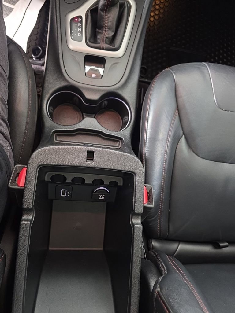 Used 2016 Jeep Cherokee Trailhawk w/ Leather Interior Group image 24