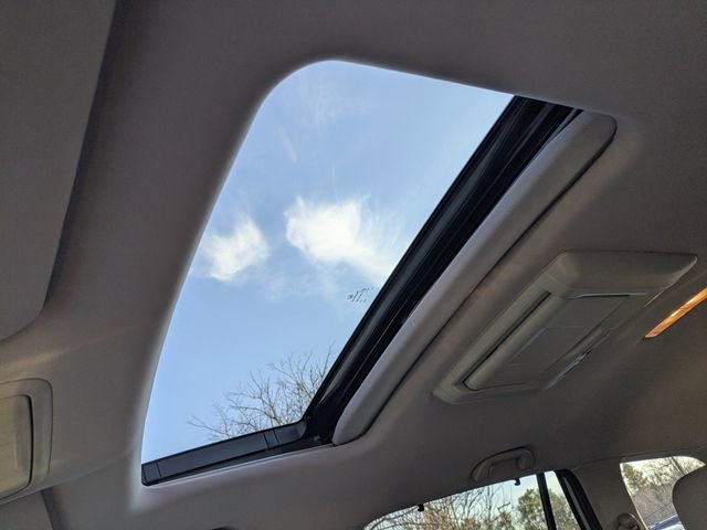 Used 2017 Honda Pilot Touring image 18