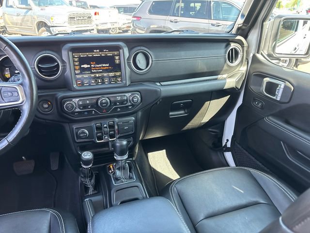 Used 2023 Jeep Wrangler Unlimited Sahara w/ Cold Weather Group AWD/4WD image 11
