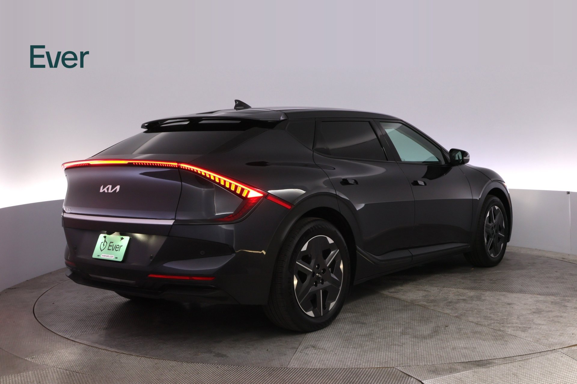 Used 2025 Kia EV6 Light RWD image 3