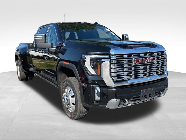 Used 2024 GMC Sierra 3500 Denali w/ Denali Reserve Package AWD/4WD video 2