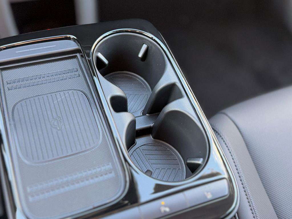 New 2026 Hyundai Ioniq 5 SEL image 15