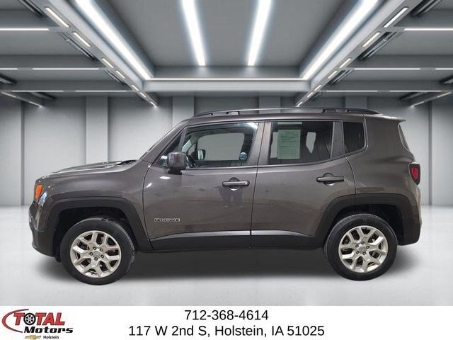 Used 2018 Jeep Renegade Latitude w/ Cold Weather Group image 5