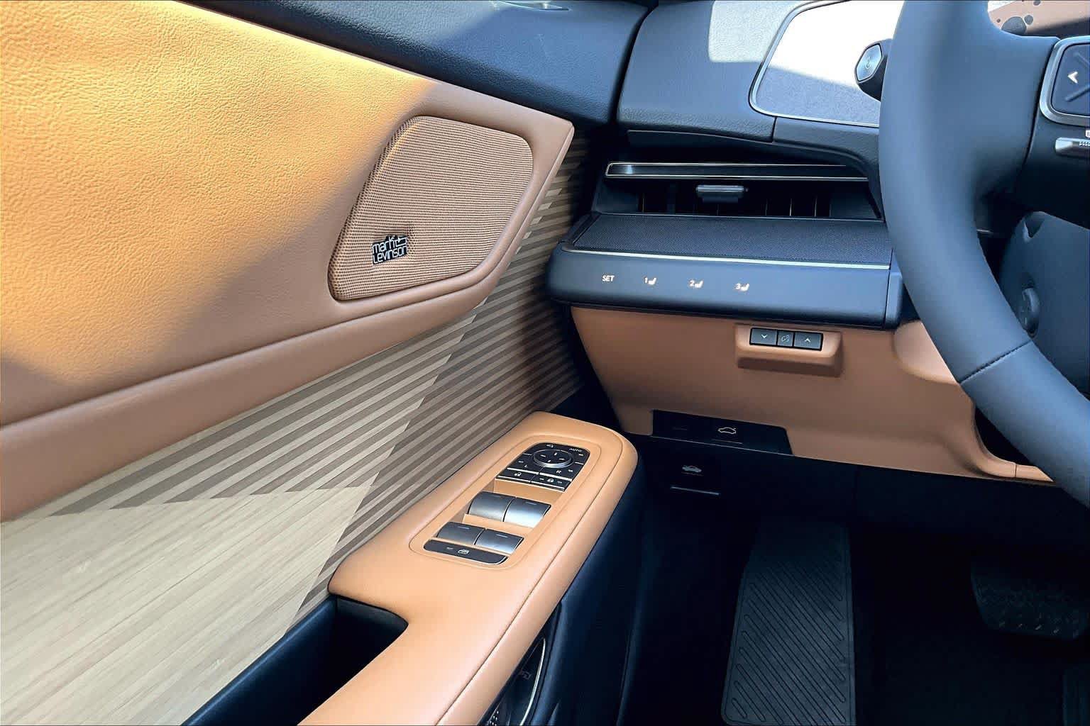 New 2026 Lexus ES 350e FWD image 20