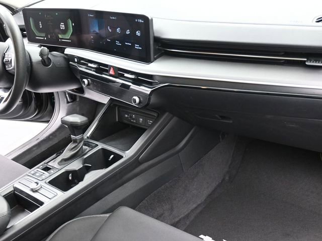 Used 2025 Kia K5 LXS image 26