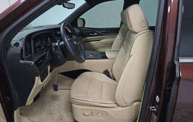 Used 2023 Cadillac Escalade ESV Premium Luxury w/ Performance Package AWD/4WD image 11