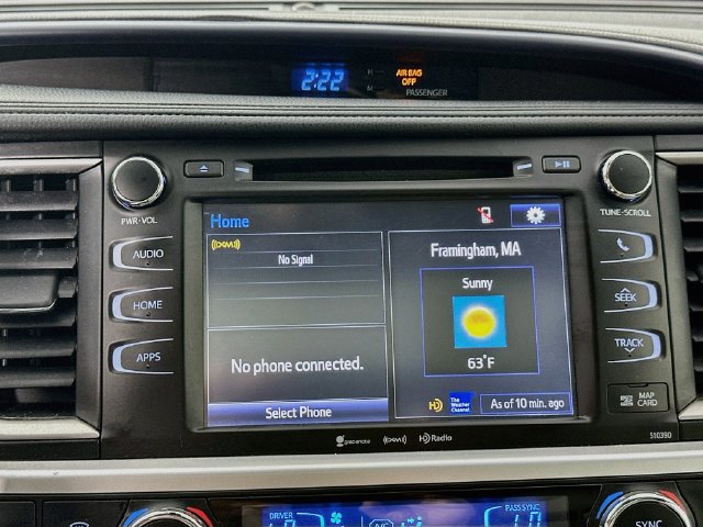 Used 2019 Toyota Highlander XLE AWD/4WD image 12