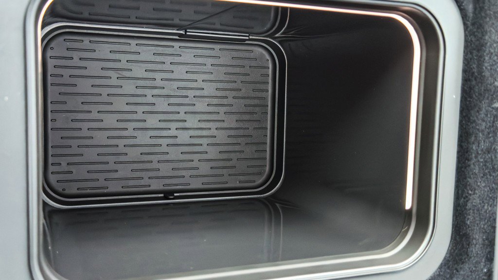 Used 2022 Cadillac Escalade ESV Sport Platinum w/ Heavy-Duty Trailer Package image 78