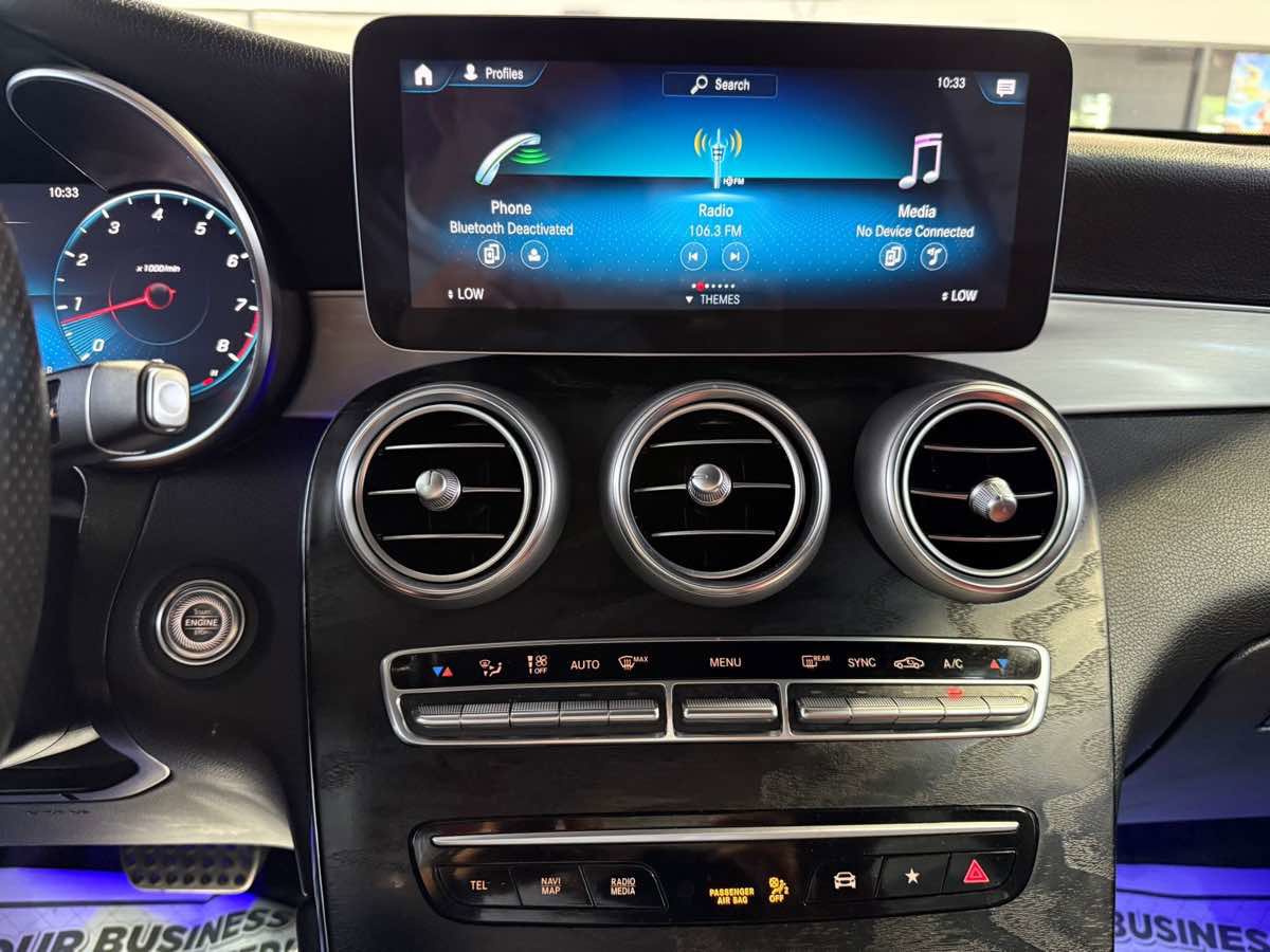 Used 2022 Mercedes-Benz GLC 300 4MATIC w/ AMG Line image 42