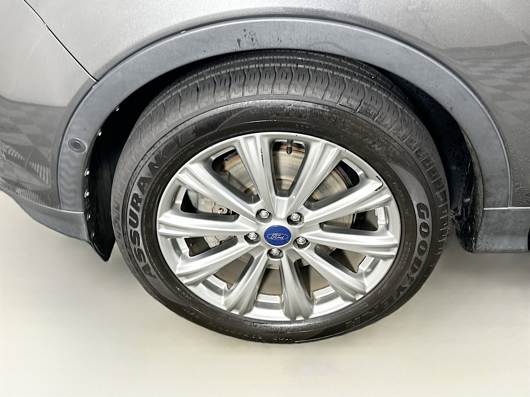 Used 2017 Ford Escape Titanium w/ Equipment Group 301A image 11