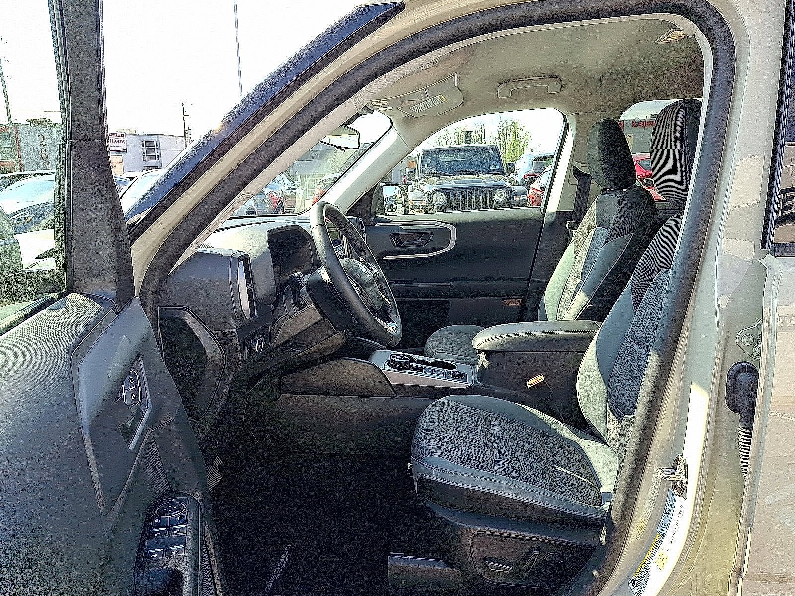 Used 2024 Ford Bronco Sport Big Bend w/ Convenience Package AWD/4WD image 14
