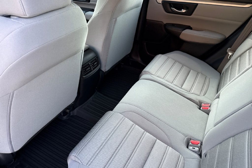 Used 2017 Honda CR-V LX image 17