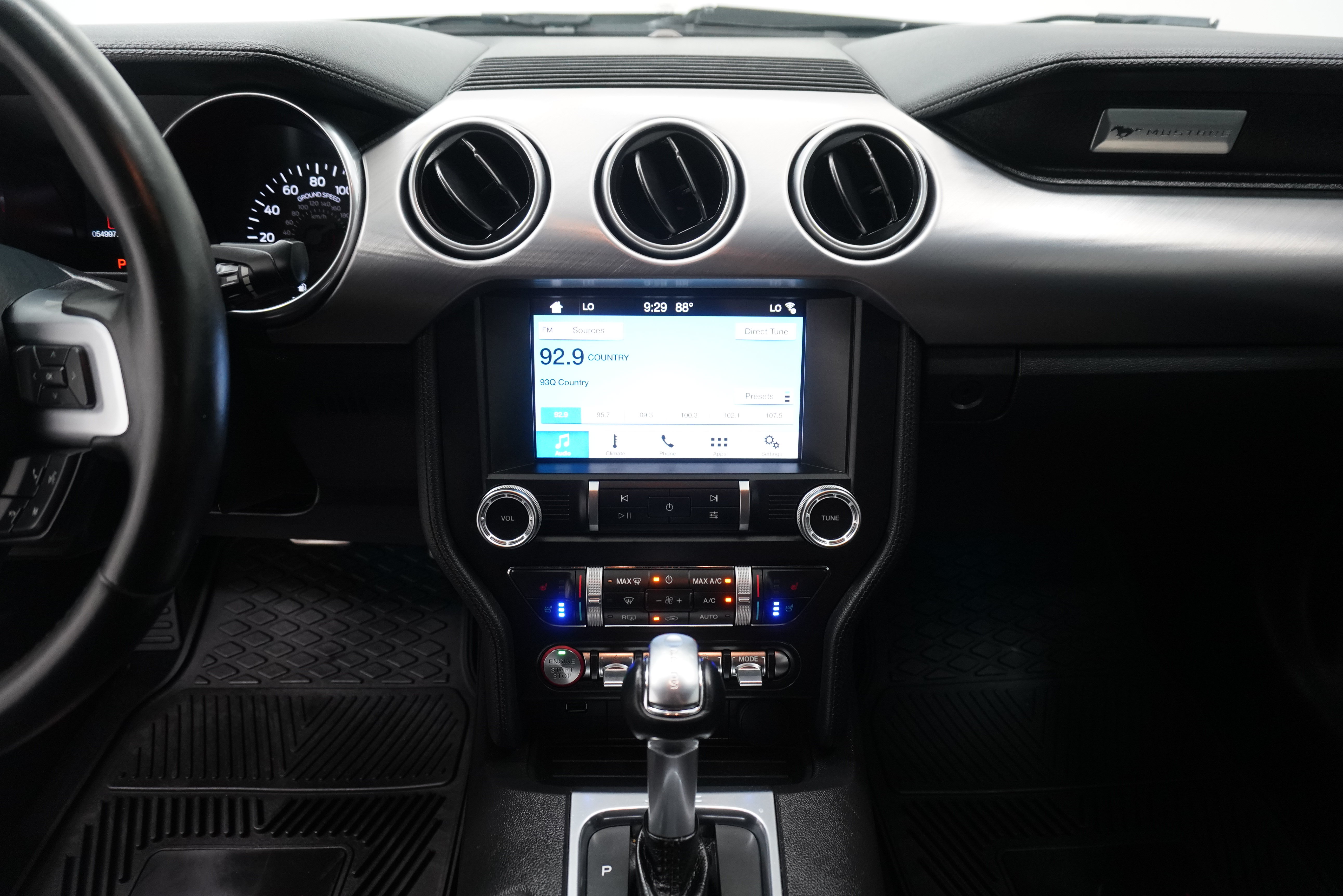 Used 2019 Ford Mustang Premium RWD image 23
