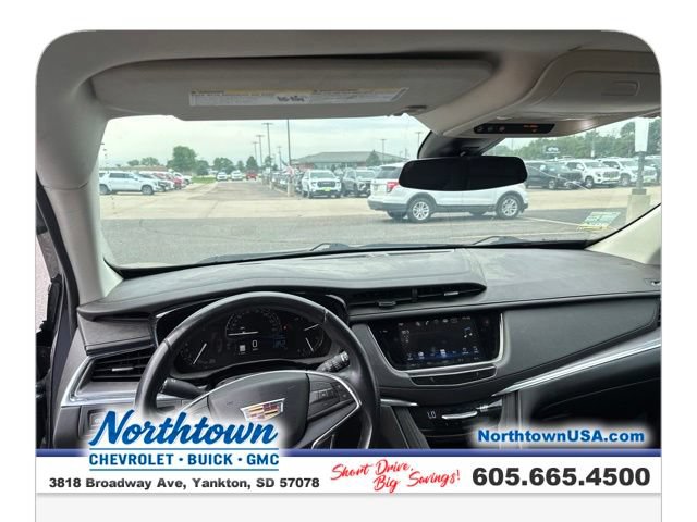 Used 2018 Cadillac XT5 Luxury w/ Driver Awareness Package AWD/4WD image 22