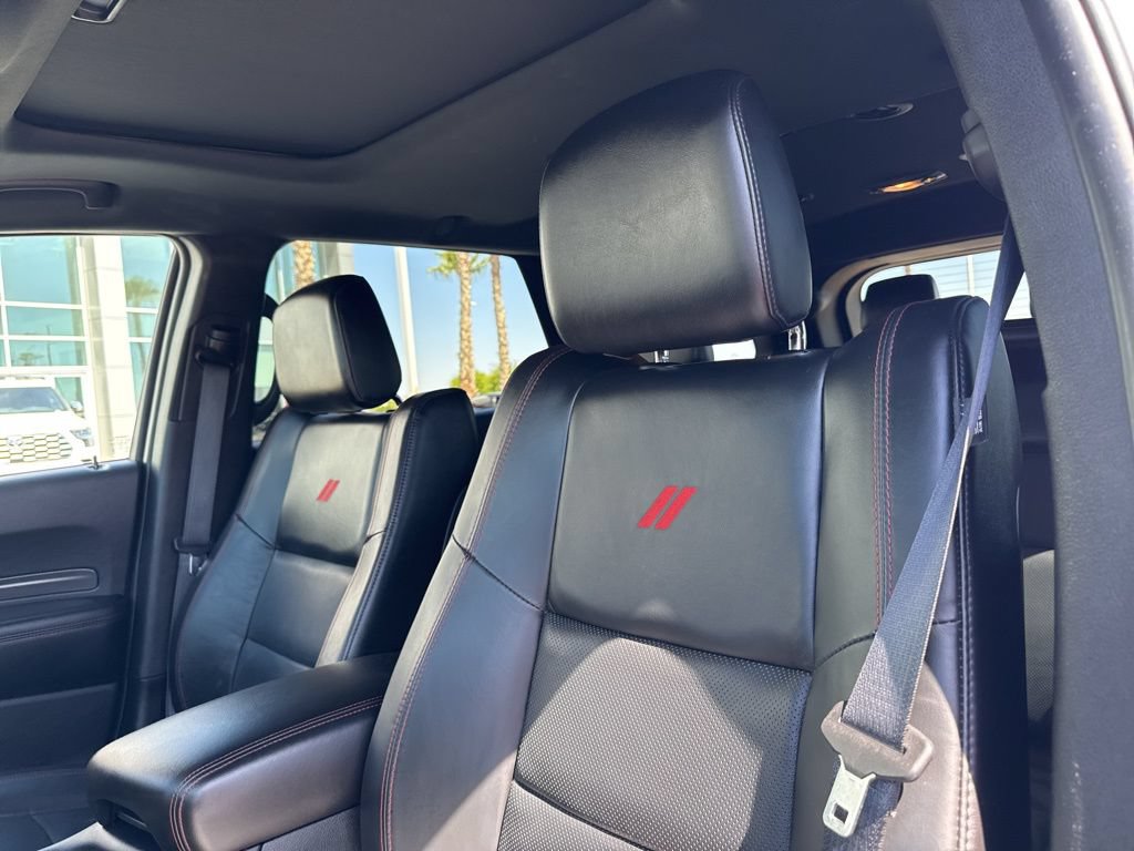 Used 2025 Dodge Durango GT AWD/4WD image 15