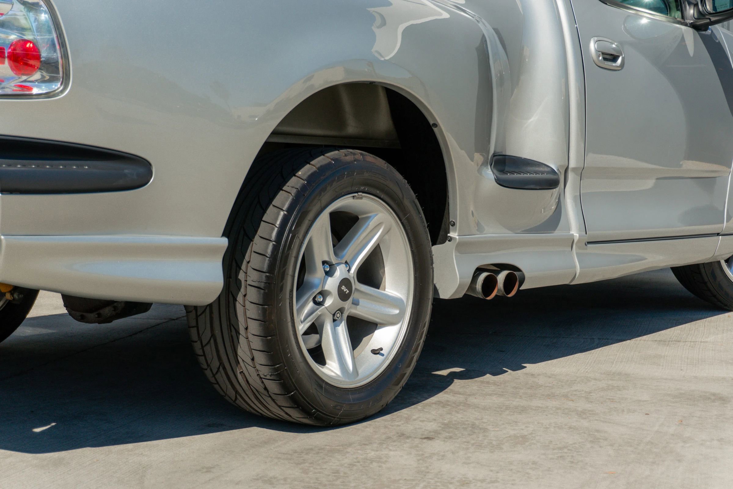 Used 2004 Ford F150 Lightning RWD image 41
