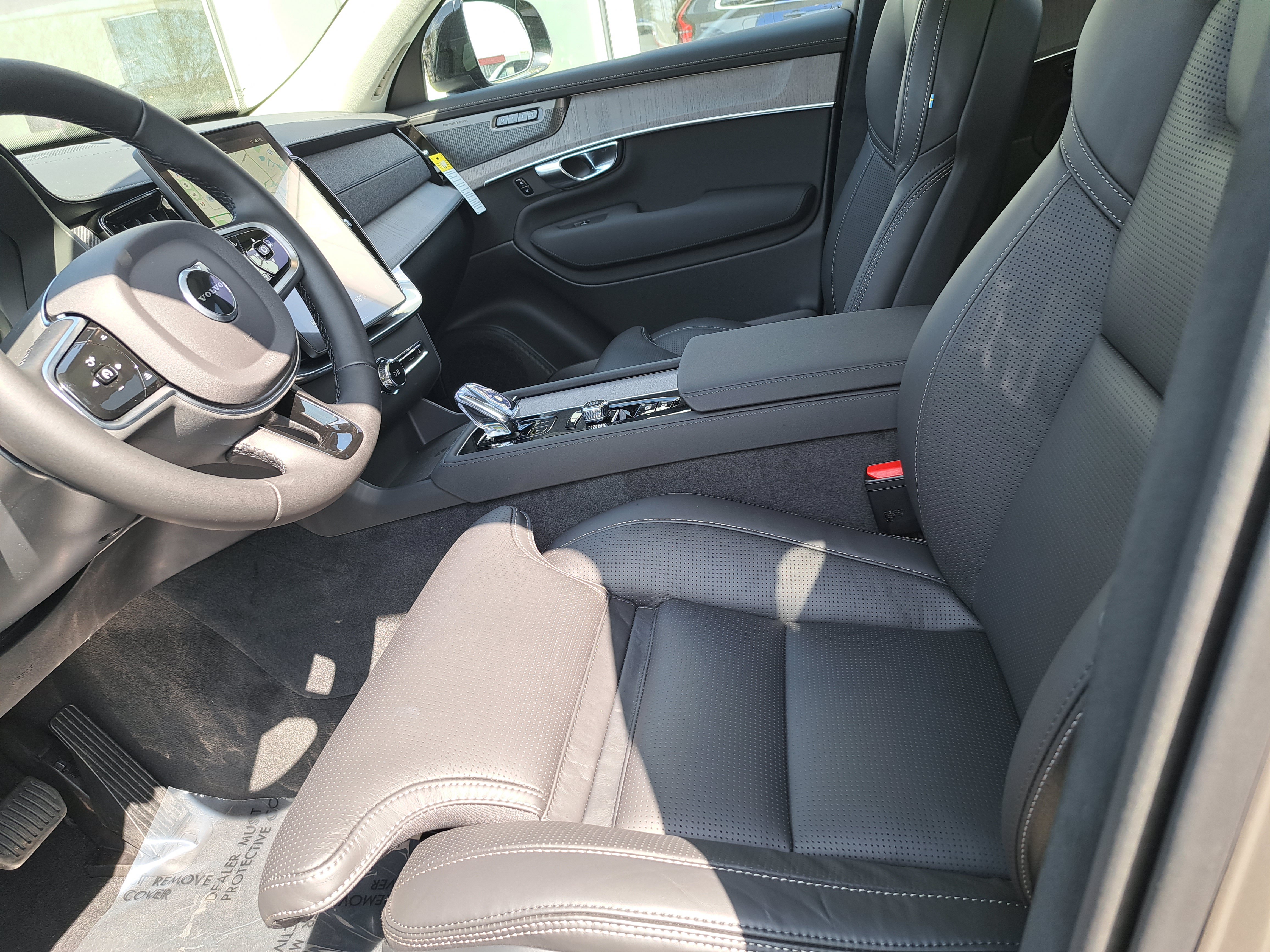 New 2026 Volvo XC90 B6 Ultra w/ Lounge Package AWD/4WD image 6