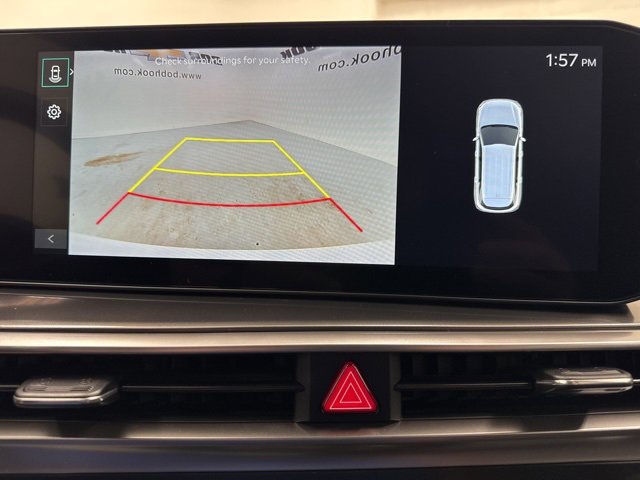 Used 2025 Kia Sorento S image 16