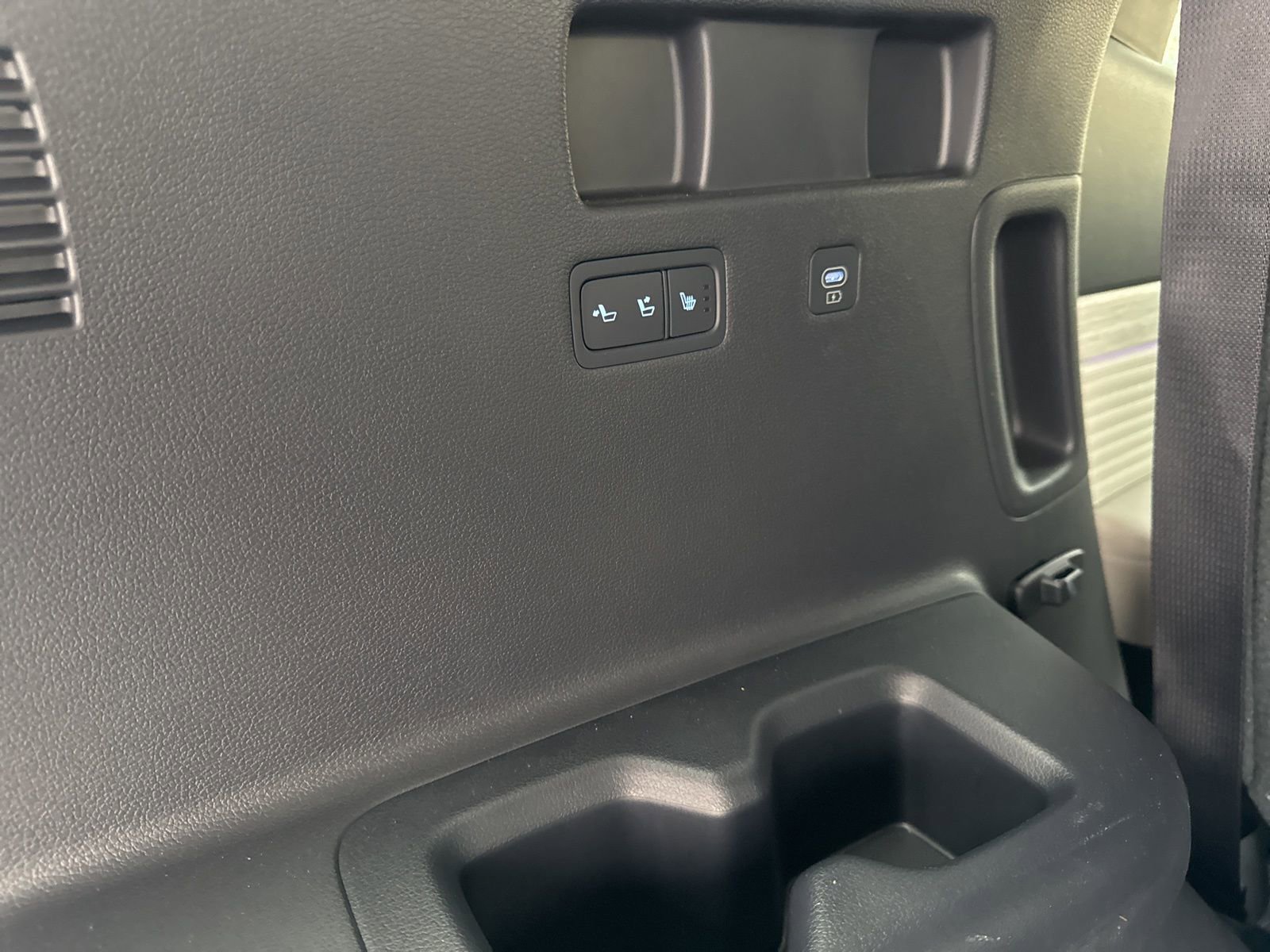 Used 2025 Hyundai Palisade Calligraphy image 13