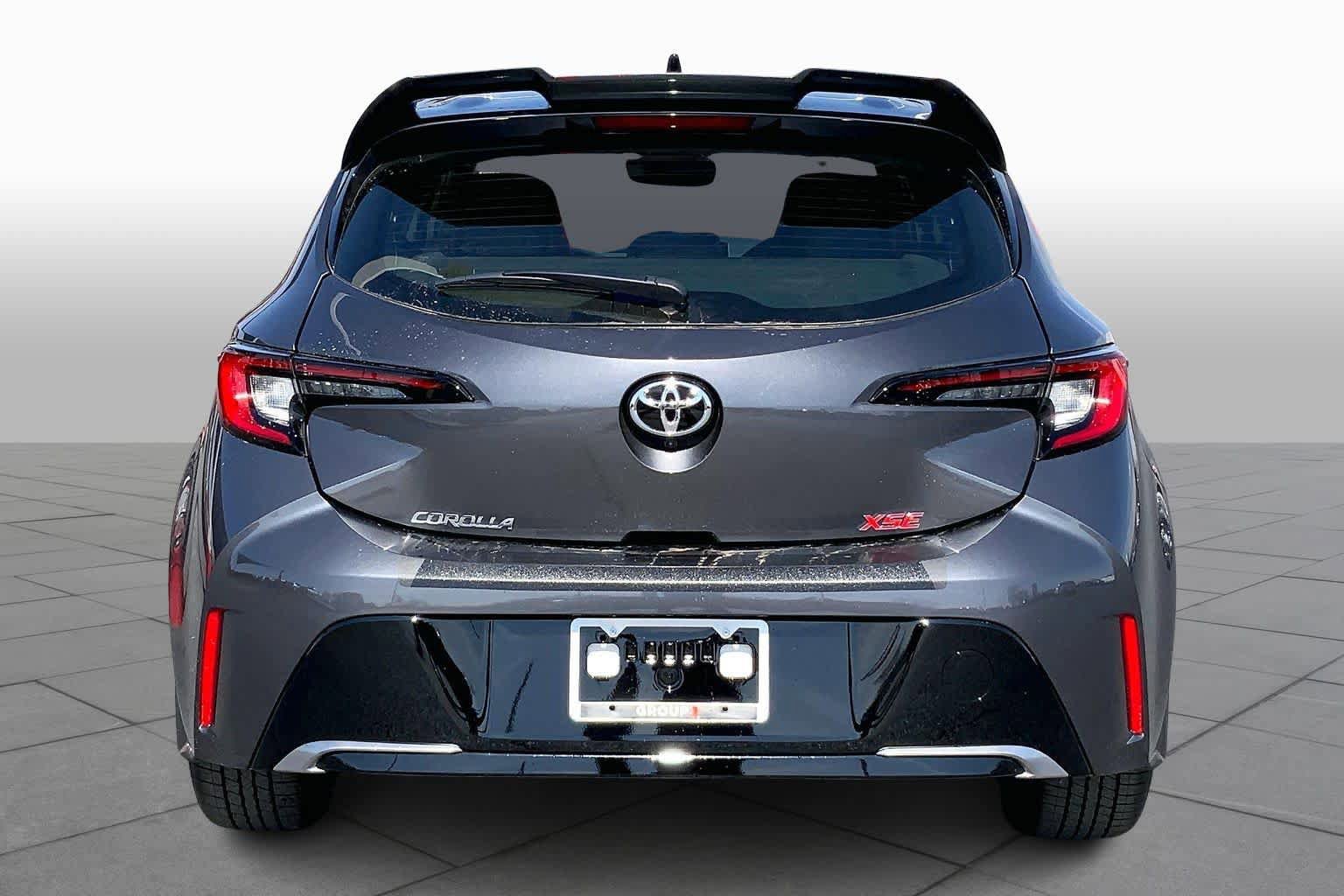 Used 2026 Toyota Corolla XSE FWD image 4