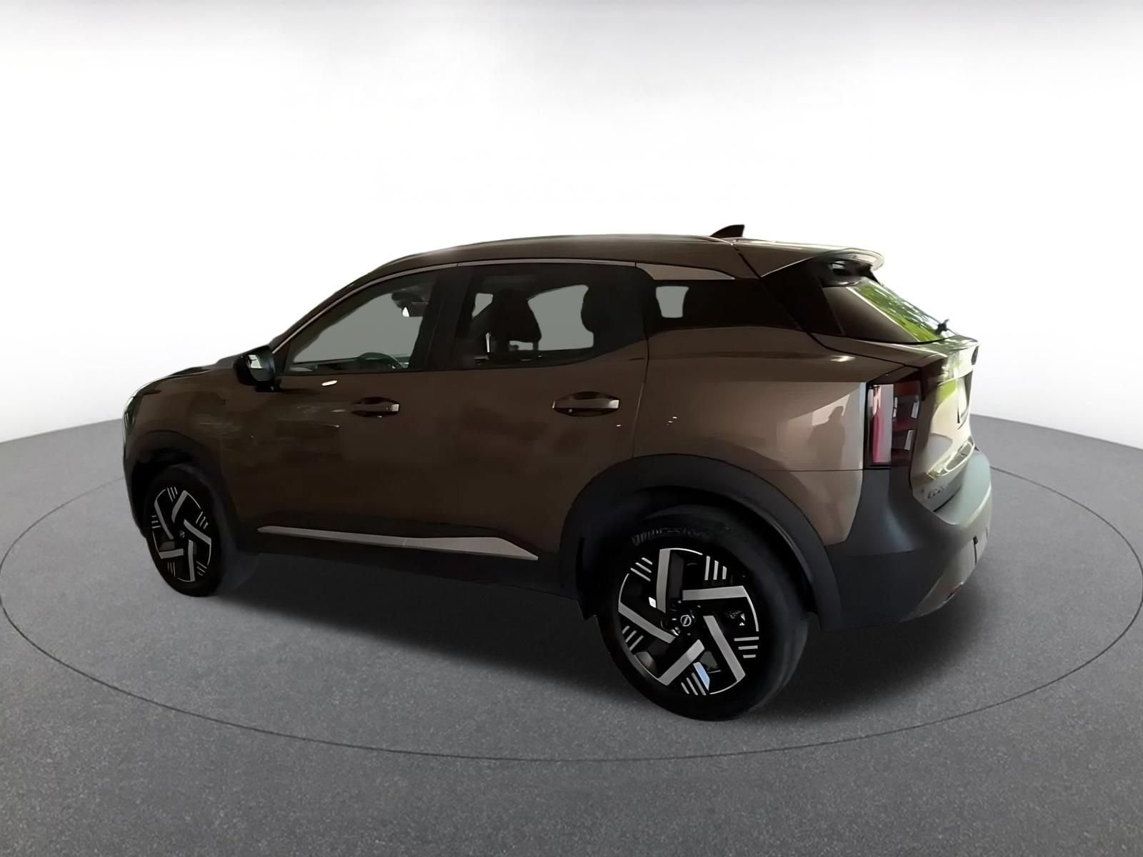 Used 2026 Nissan Kicks SV w/ Cold Weather Package FWD image 10