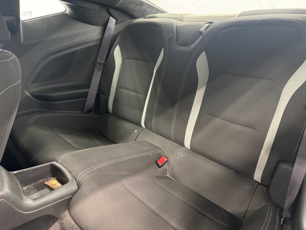 Used 2017 Chevrolet Camaro SS RWD image 10